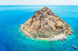 Antalya/Kemer: Tour per piccoli gruppi dell'isola di Suluada in barca con pranzo