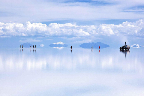 Depuis Uyuni : 3 jours de visite des salines d&#039;Uyuni et de la Laguna Colorada