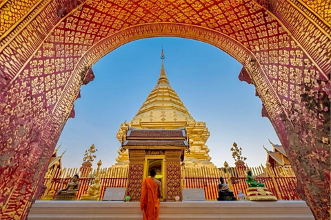 Chiang Mai: Doi Suthep Sunset & Hidden Temple with Guide