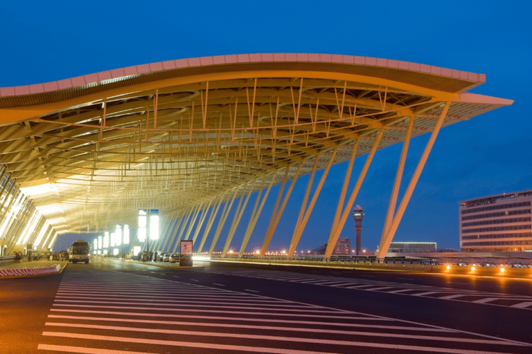 One way transfer from Shanghai Wusongkou pier to PVG airport