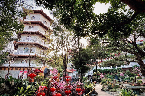 Kaohsiung：Mindful Day Journey–Temple, Art Café & Old Street