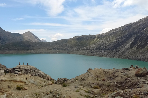 Laguna Rocutuyoc and Honkopampa Ruins Private Service