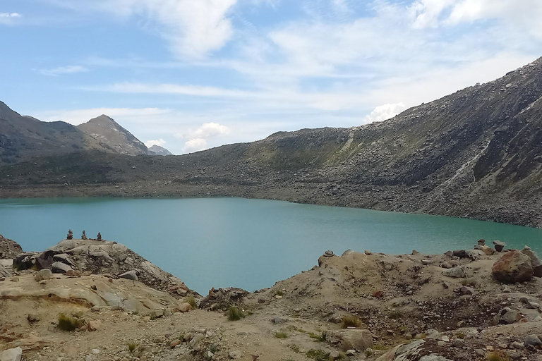 Laguna Rocutuyoc and Honkopampa Ruins Private Service