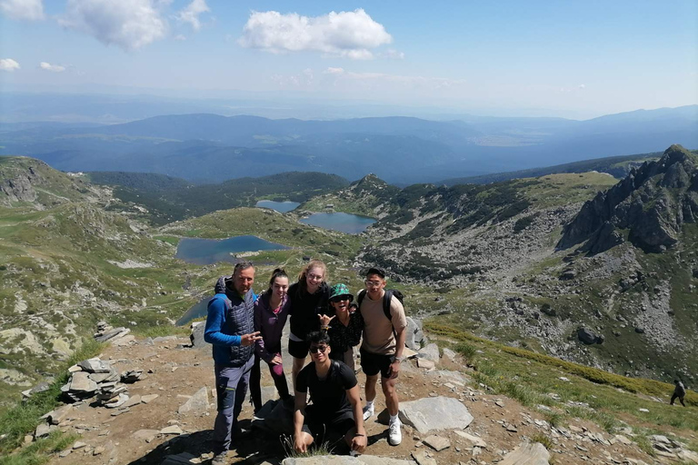 Desde Sofía: Excursión de un Día a los Siete Lagos y Cascada de Rila