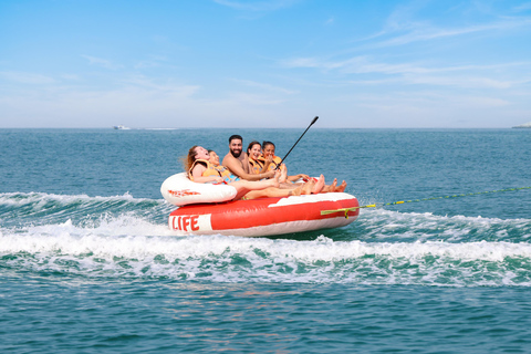 Dubai: tochtje met speedboot getrokken donut in JBR