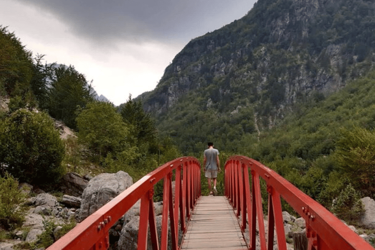 Från Shkoder/Tirana: Dagsutflykt till Theth och Blue Eye