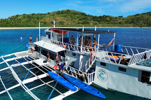 Coron 3-Day Island Hopping Expedition to El Nido