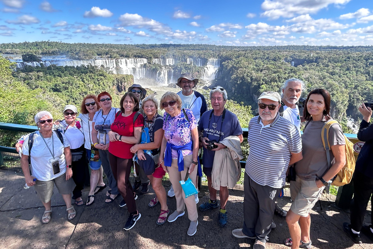 Visite privée d&#039;une journée au Brésil et en Argentine à côté des chutes d&#039;IguassúVisite privée d&#039;une journée des côtés brésilien et argentin des chutes