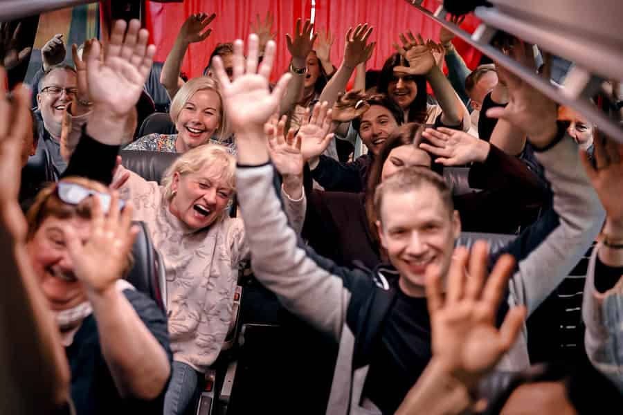 Köln: 1,5-stündige Comedy Bustour. Foto: GetYourGuide Köln: 1,5-stündige Comedy Bustour. Foto: GetYourGuide