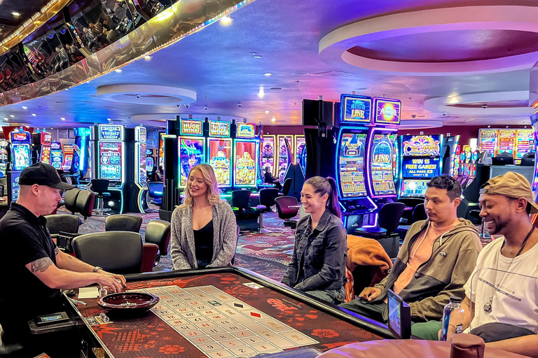Las Vegas Casino: Gambling Class on Real Tables