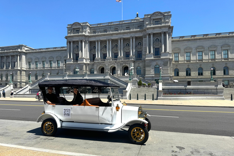 Washington, DC: Monuments & Memorials Tour in a Vintage Car