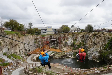 Rocklin: Zipline Aerial Adventure Granite Ticket