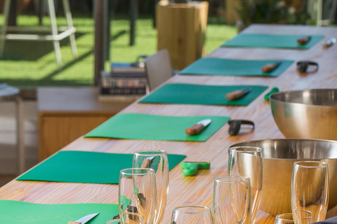 Autentyczna paella i sangria klasy premium na designerskim dachuAutentyczna paella i sangria w oszałamiającym lofcie na dachu