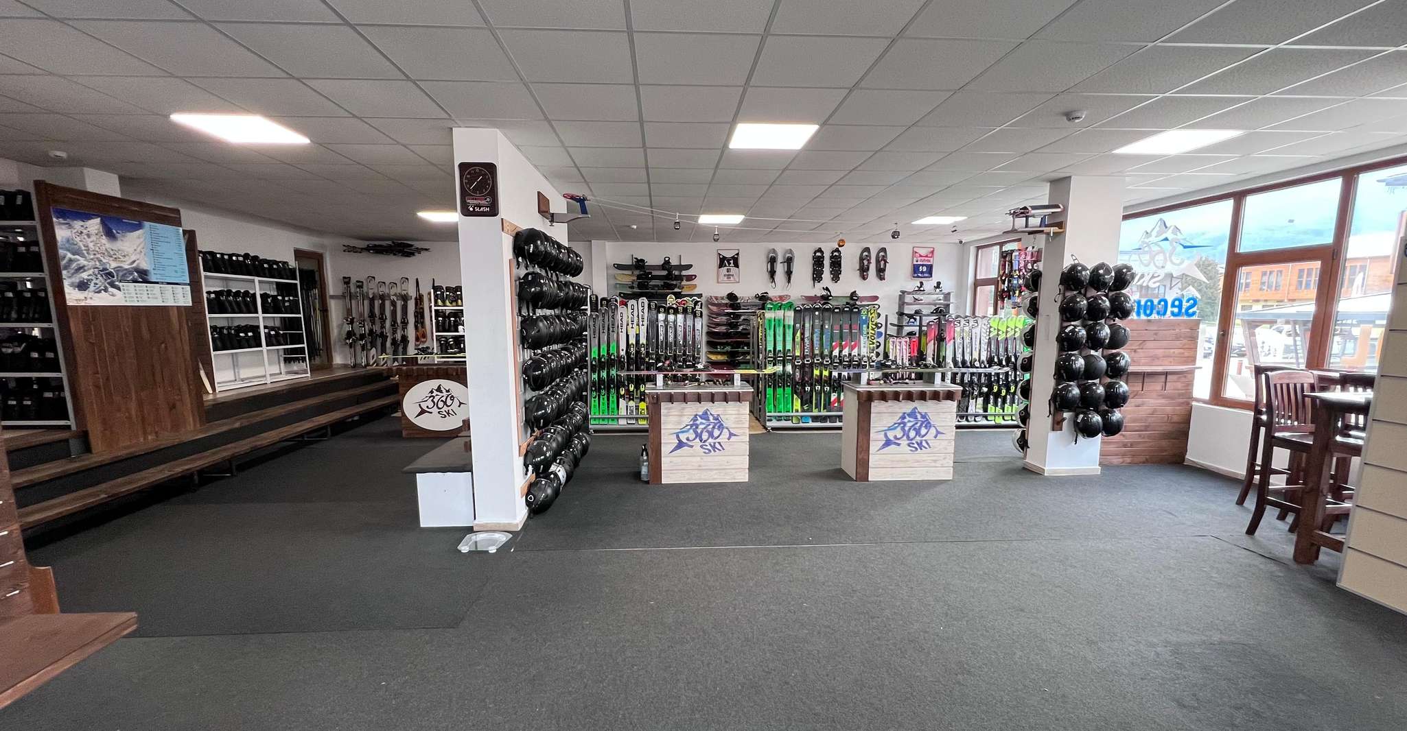 Alquiler de equipos de esquí y snowboard en Bansko - Hizvo