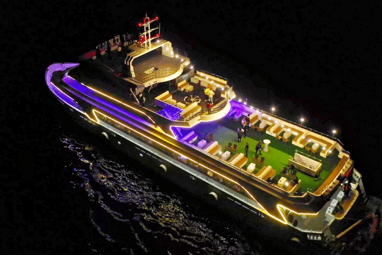 Istanbul: Bosphorus Dinner Cruise with Live Entertainment Bosphorus Dinner Cruise, Soft Drink w/ Transfer