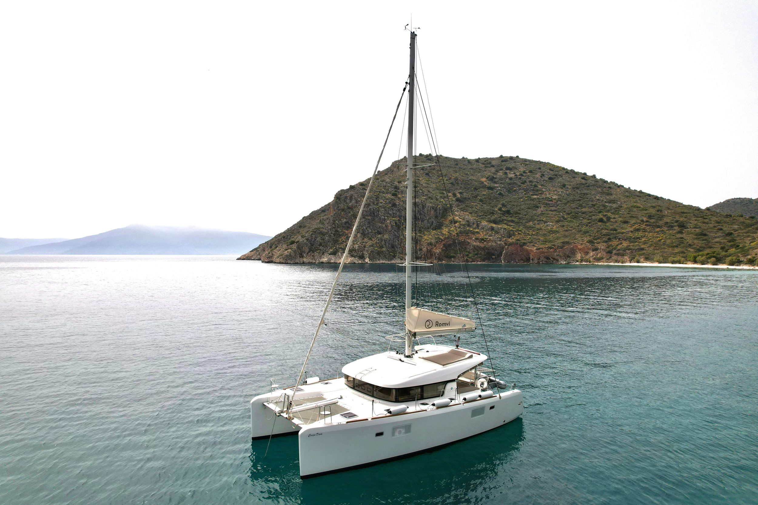 Nafplio: Katamaran halbtägige private Kreuzfahrt