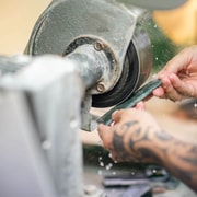 Rotorua: Jade Carving Experience at a Local Studio