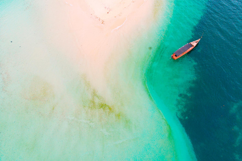 ZANZIBAR : VISITE DU LAGON BLEU