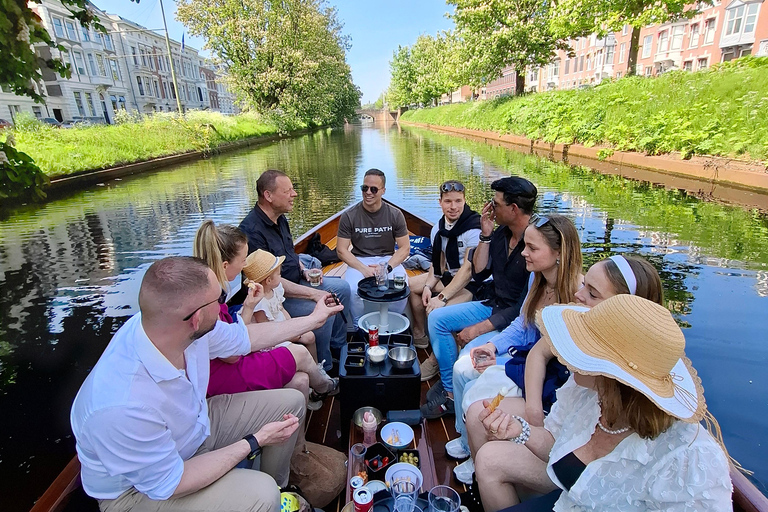 The Hague: individual tickets for an electric boattour!