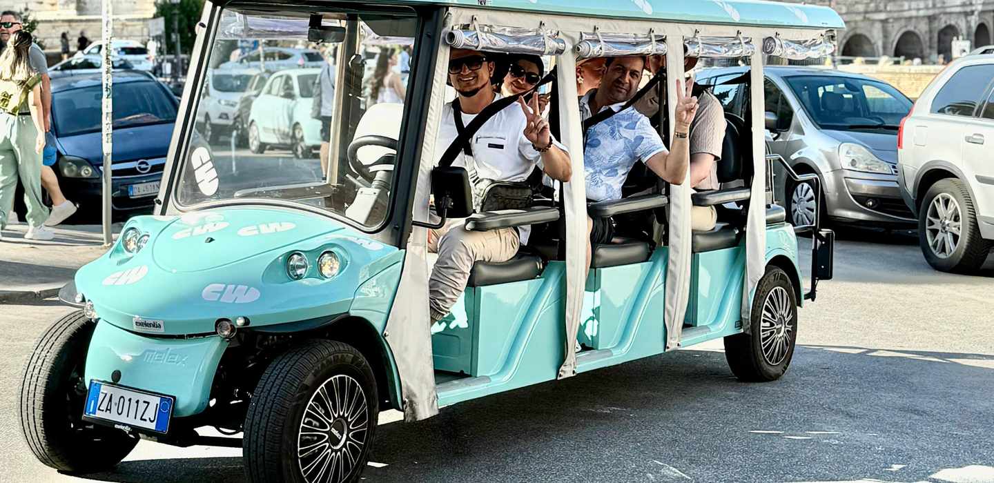 Rom: Golf Cart Tour mit Verkostung von handwerklich hergestelltem Gelato Rom: Golf Cart Tour mit Verkostung von handwerklich hergestelltem Gelato