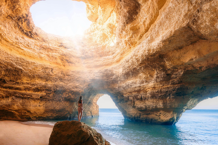 Desde Lisboa: Tour privado al Algarve, cueva de Benagil y Lagos