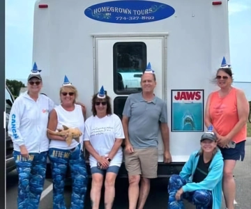 4 HOURS HOP ON AND OFF ULTIMATE JAWSOME JAWS TOUR