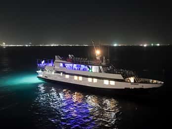 Larnaca: Party Sunset Cruise
