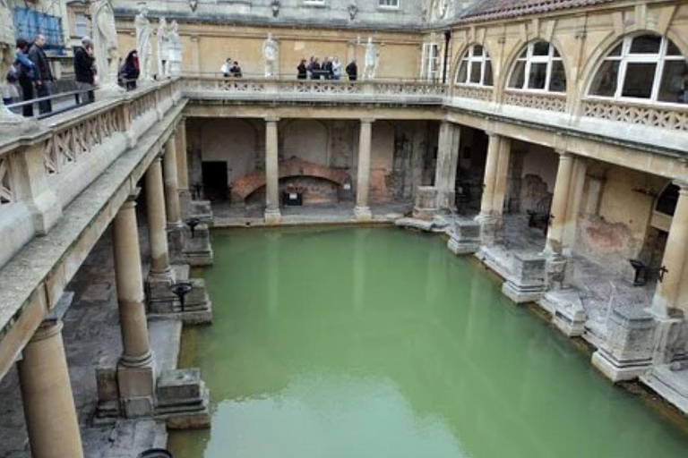 Southampton Port naar Londen via Stonehenge, Lacock en Bath