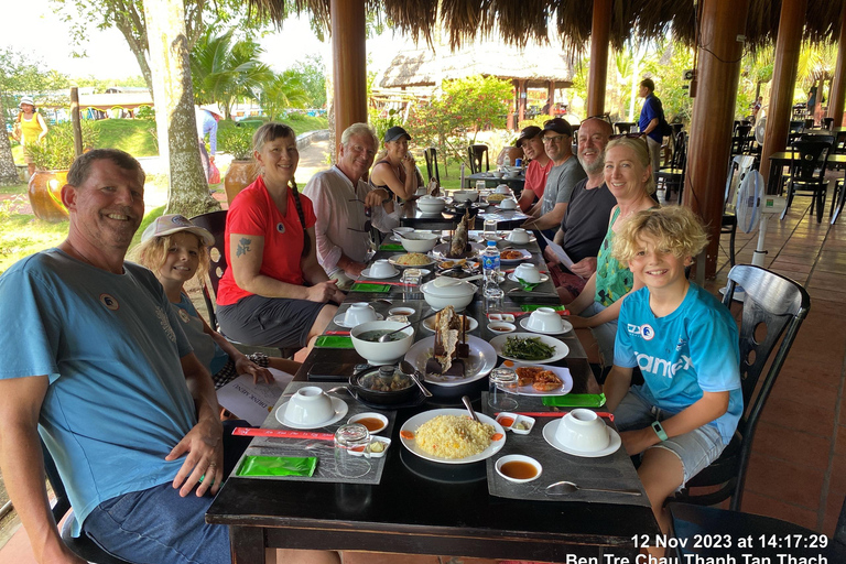 Small Group or Private Tour| Cu Chi Tunnels & Mekong Delta From Ho Chi Minh: Private Cu Chi Tunnels & Mekong Delta Tour