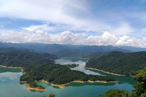 From Taipei: Thousand Island Lake & Pinglin Tea Tour