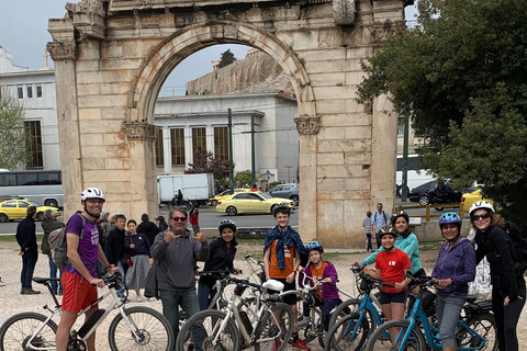 Historisch Athene: elektrische fietstocht in kleine groepRondleiding in het Spaans, Nederlands, Engels, Frans of Italiaans