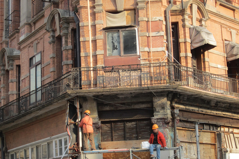 Shanghai: Hidden Alleys and the Bund Walking Tour