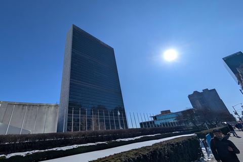 NY Midtown Secrets: Grand Central, Chrysler & United Nations Tour in English language