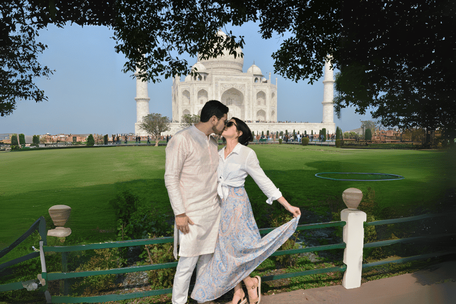 Ab Delhi: Taj Mahal & Agra Tour mit dem Gatimaan Expresszug