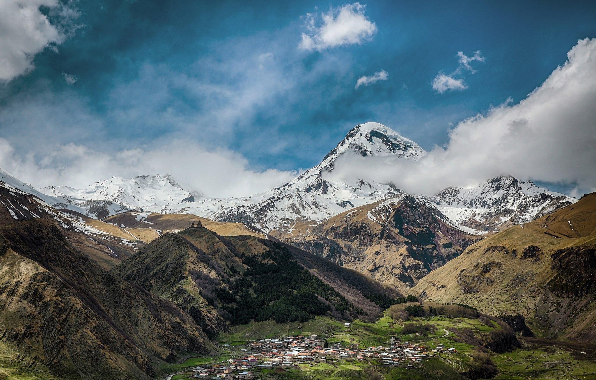 Tagestour nach Kazbegi, Gudauri, Ananuri (ab Tiflis)