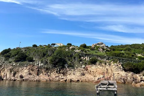 Costa Smeralda: escursione da favola tra lusso, natura e relax