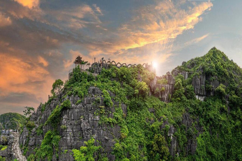 Hanoi: Ninh Binh Jeep Tour to Bich Dong, Trang An, Mua Cave