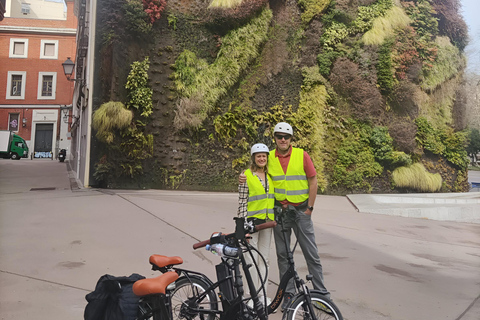 All Madrid: Private Electric Bike Tour around the city All Madrid Private Electric Bike Tour