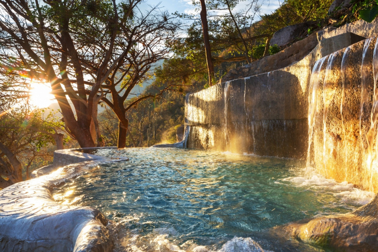 From Mexico City: Day Trip to the Tolantongo Caves From CDMX: Day Trip to the Tolantongo Caves