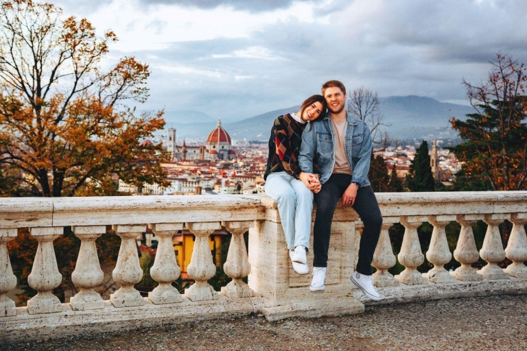 Florence: Private Photoshoot at Piazzale Michelangelo Premium Option (20-40 photos)
