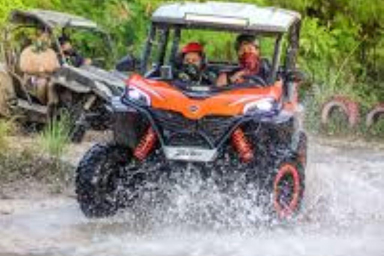 Prywatny: bilet wstępu do parku wodnego Punta CanaPrywatny bilet wstępu do Punta Cana Water Adventure Park