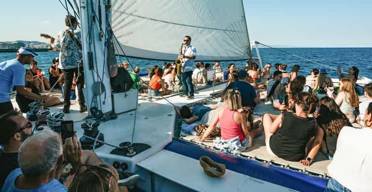 Barcelona: Sunset Catamaran Cruise with Live Music photo 8