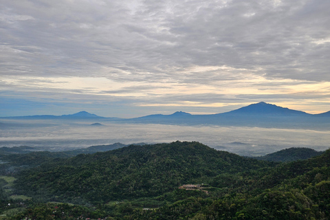 From Yogyakarta: Tumpeng Menoreh Skyline Sunrise