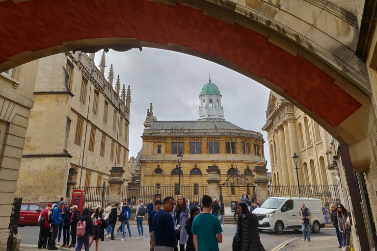 Oxford av Morse, Lewis och Endeavour