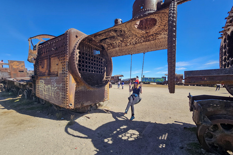 City of La Paz | 3-Day Uyuni Round-Trip Expedition Tour with Spanish-speaking driver