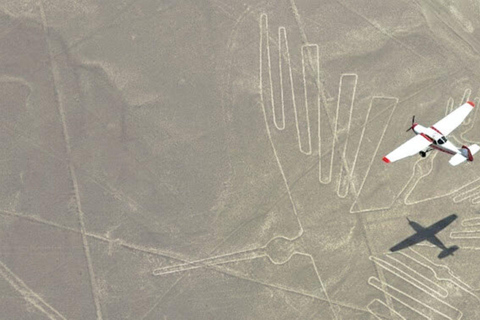From Lima: Nazca Lines, Paracas, and Huacachina 2-Day Tour
