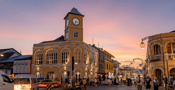 Phuket: Old Town Half-Day Sightseeing with Local Guide