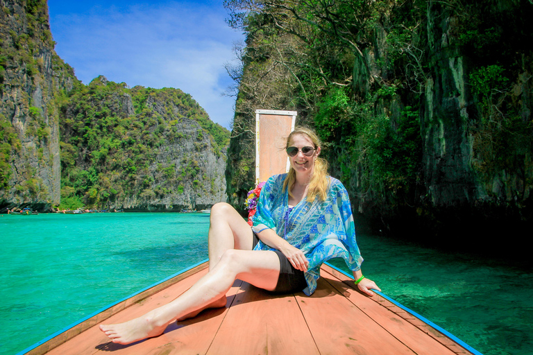 Phuket: PhiPhi, Maya Bay &amp; Khai Island Dagstur med motorbåt