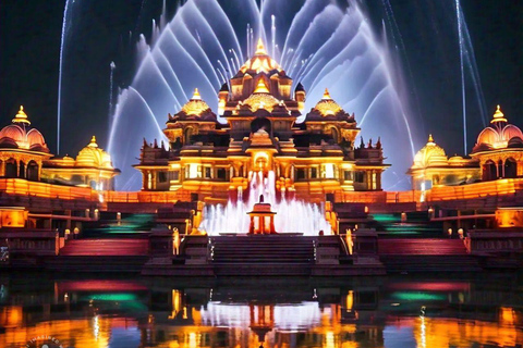 New Delhi: Akshardham-utställningen. Rundtur med vatten- och ljusshow