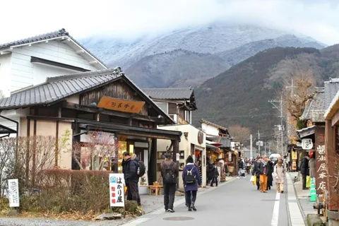 福岡発：由布院、日田、別府日帰りツアー（昼食付き）